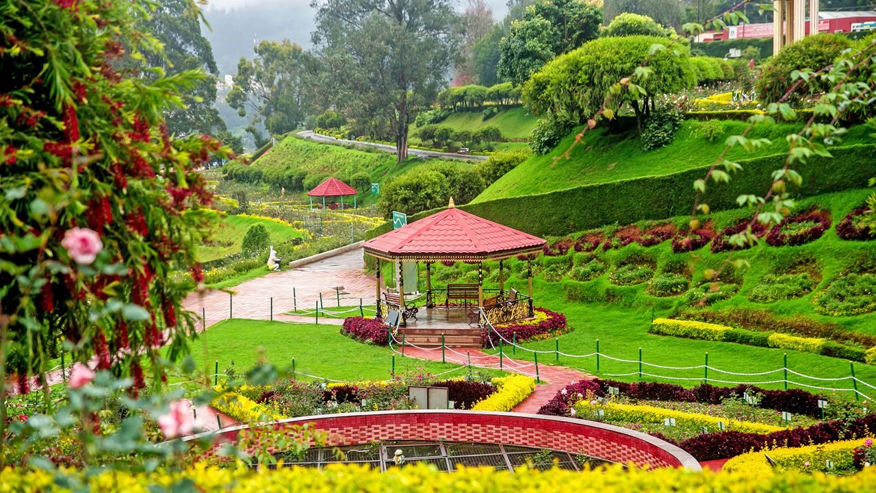 rose-garden-ooty-tamil-nadu-2-attr-hero